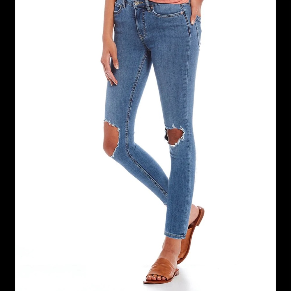 We The Free Busted Skinny Jeans size: W28S 61855-16515125